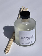 Load image into Gallery viewer, Bergamot, Mandarin & White Tea Reed Diffuser