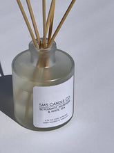 Load image into Gallery viewer, Bergamot, Mandarin & White Tea Reed Diffuser